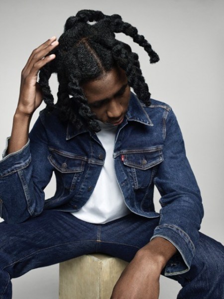 2024_01_28_AVLON_SHOT_10_407559_v2x_RR-Medium